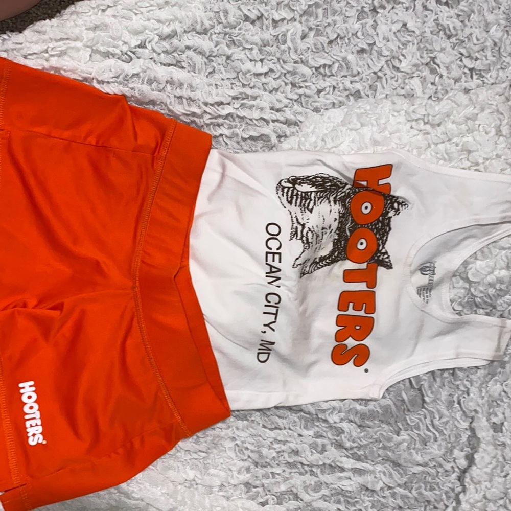 Hooters uniform OC Md